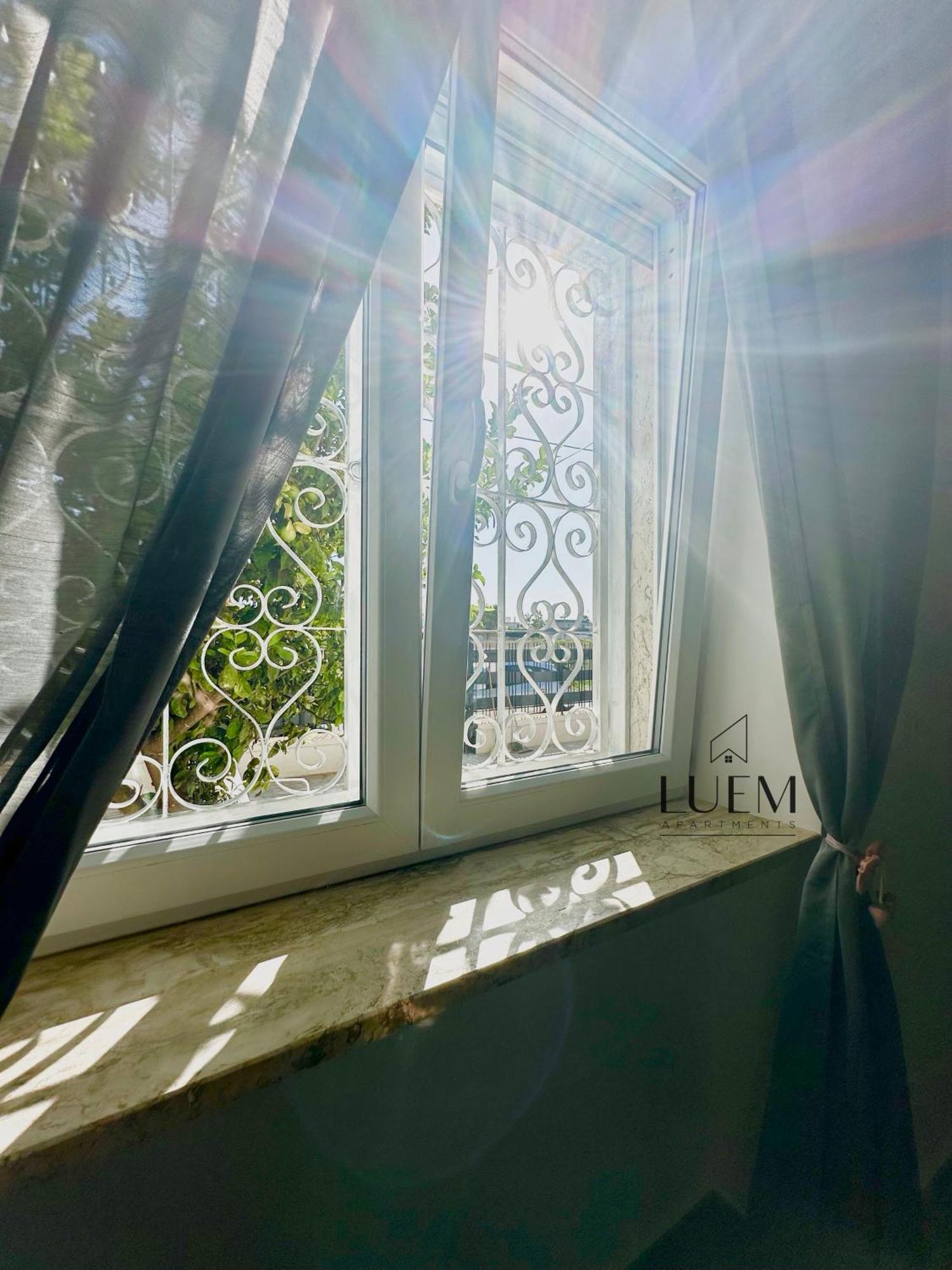 Luem Apartments Lecce Bagian luar foto